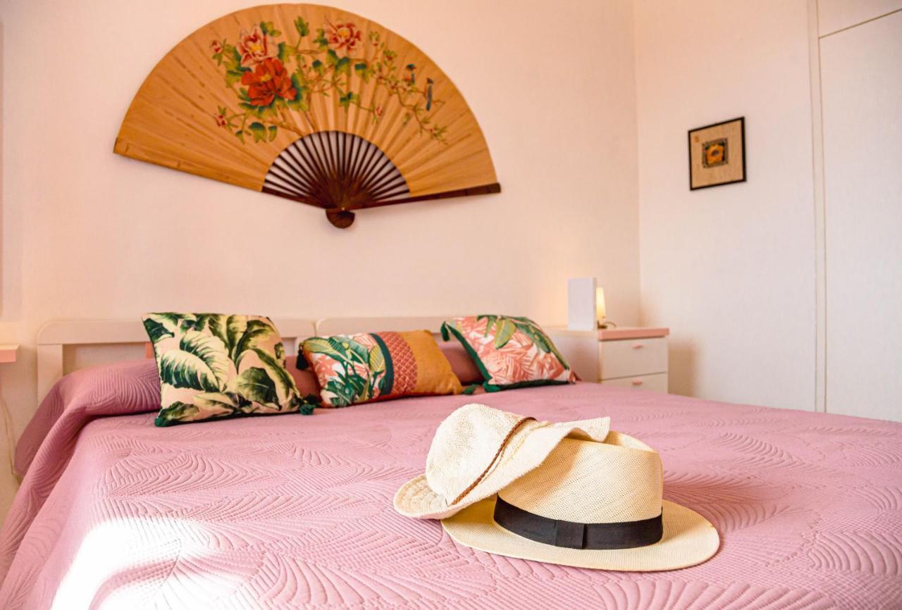 Casa Ariel Per 4, A Pochi Passi Dalla Spiaggia Iun R0963 칼라고노네 외부 사진