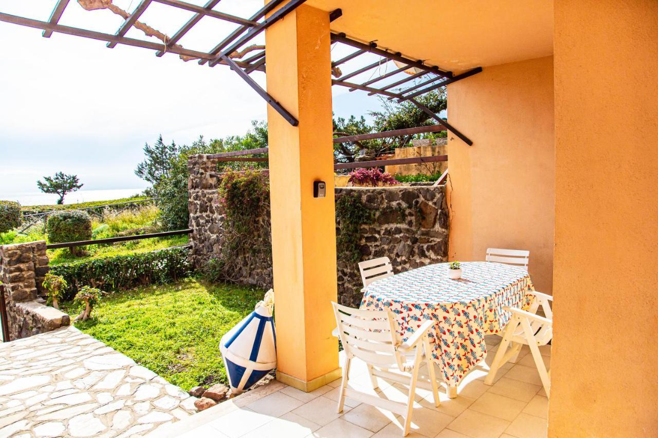 Casa Ariel Per 4, A Pochi Passi Dalla Spiaggia Iun R0963 칼라고노네 외부 사진