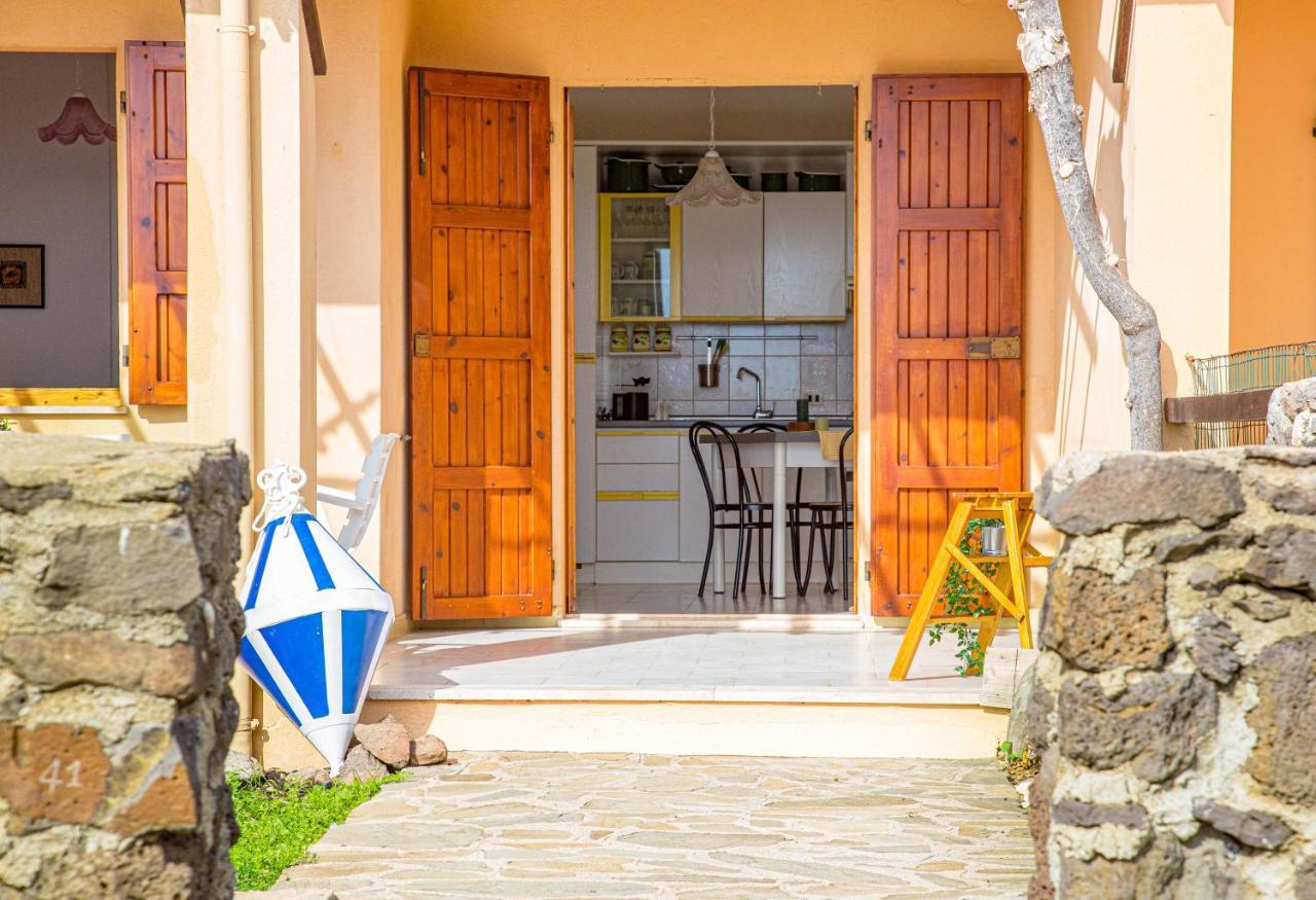 Casa Ariel Per 4, A Pochi Passi Dalla Spiaggia Iun R0963 칼라고노네 외부 사진