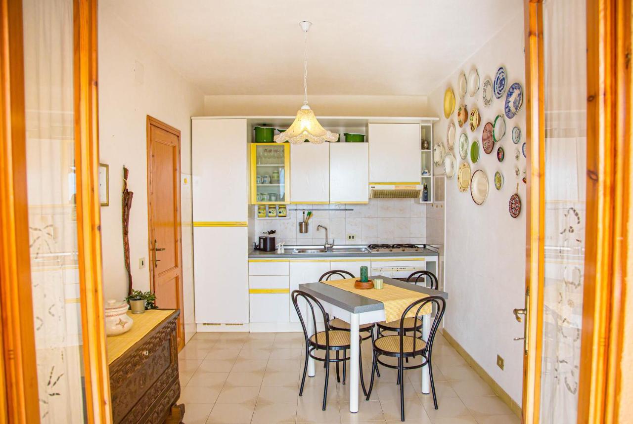 Casa Ariel Per 4, A Pochi Passi Dalla Spiaggia Iun R0963 칼라고노네 외부 사진